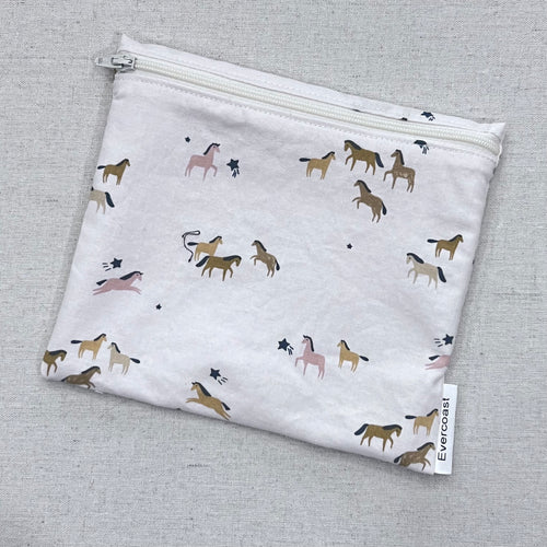 Cream Horses Reusable Sandwich Bag