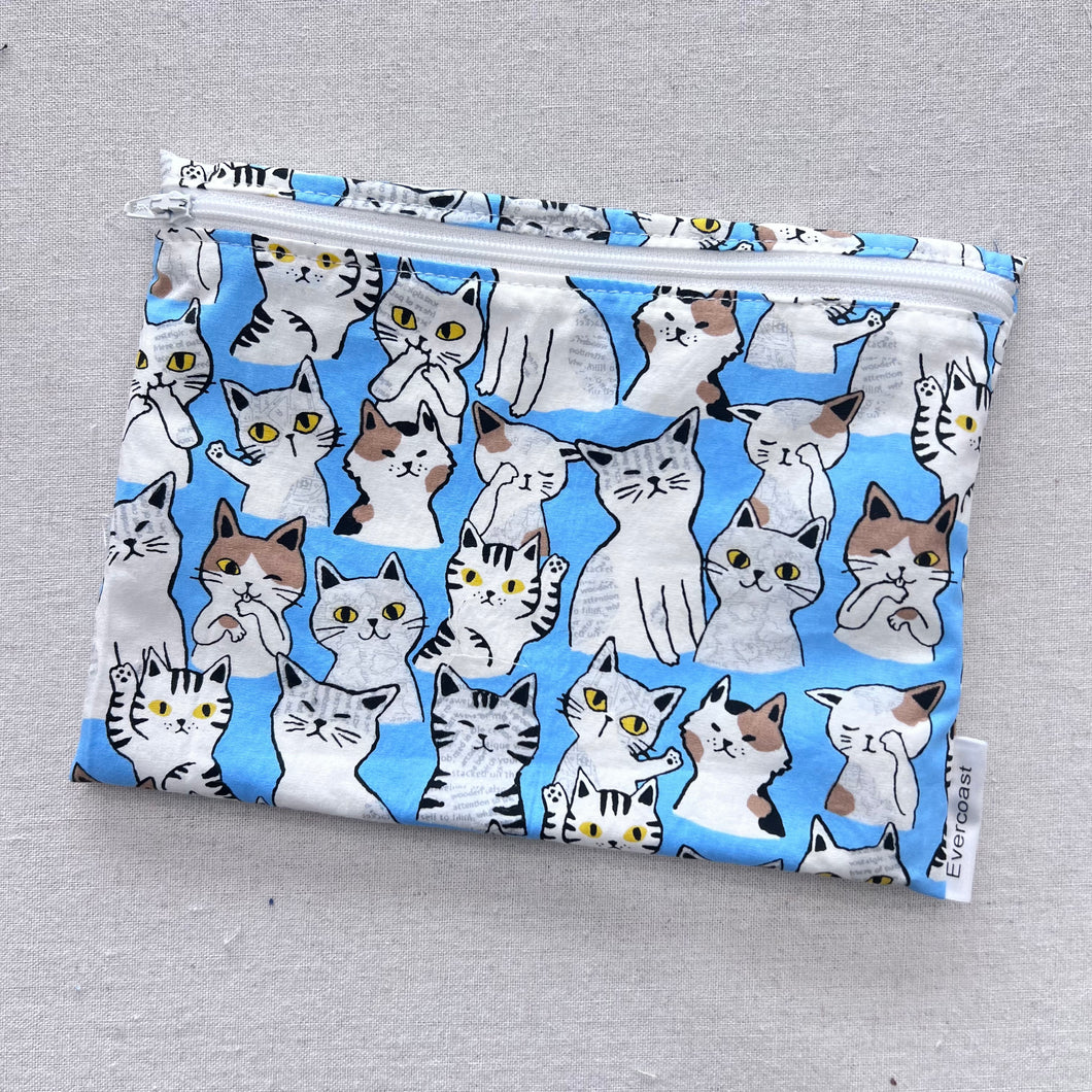 Cats on Blue XL Bag/Multipurpose Bag