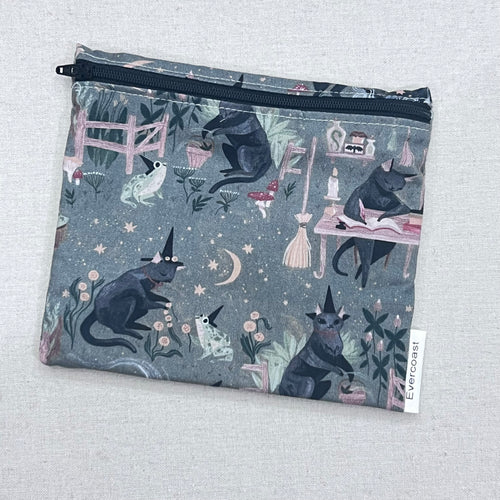 Witchy Cat Reusable Sandwich Bag