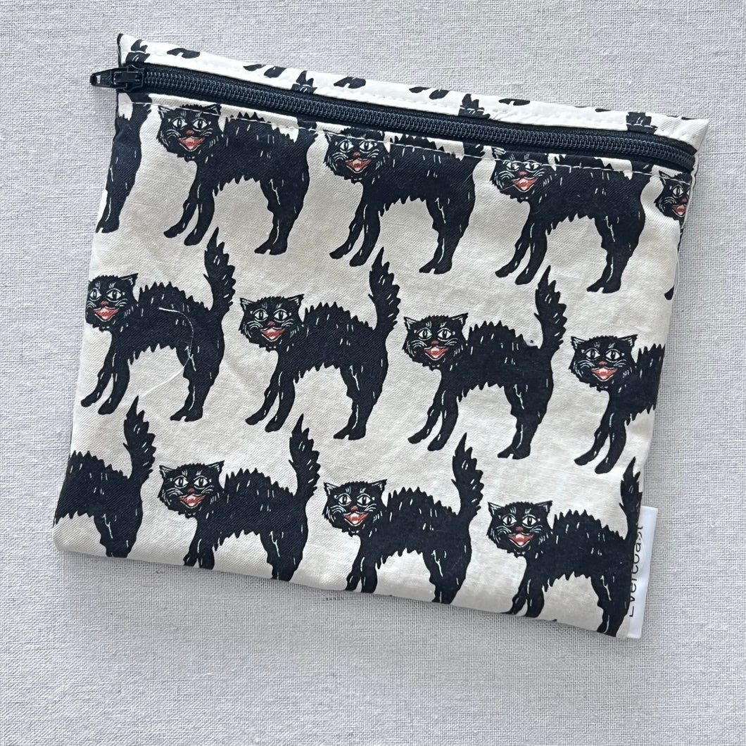 Spooky Cats Reusable Sandwich Bag