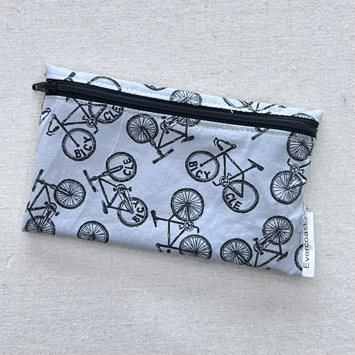 Bicycles on Grey Reusable Snack Bag