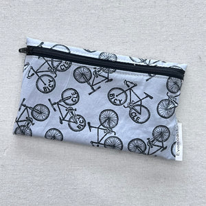Bicycles on Grey Reusable Snack Bag