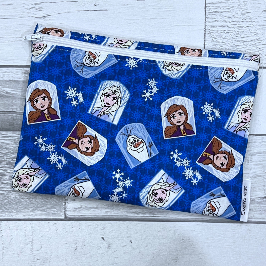 Ice Sisters XL Bag/Makeup Bag