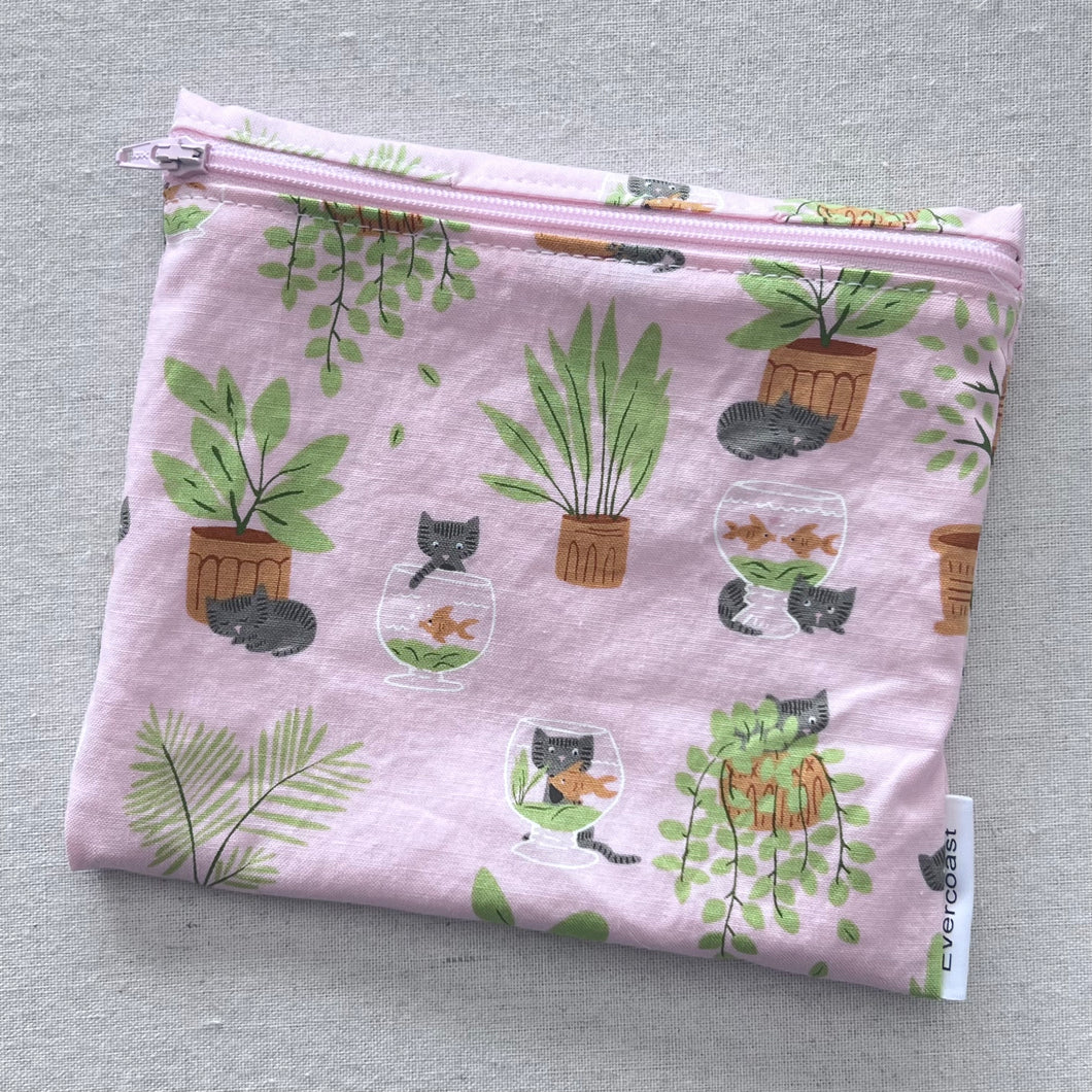 Cats and Plants on Pink Reusable Sandwich Bag