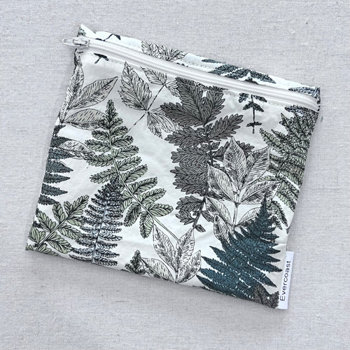 Fern Fronds on Cream Reusable Sandwich Bag