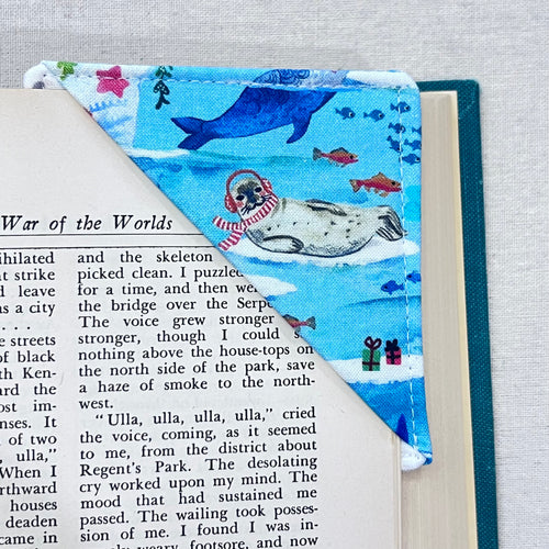 Sassy Winter Seals Corner Bookmark