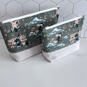 Witchy Badger Small Organizer Bag