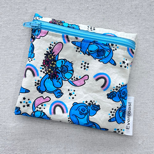 Blue Hawaiian Alien Reusable Mini Snack Bag
