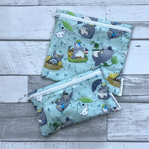 Mint Totoro Reusable Snack Bag Set