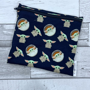 Baby Alien on Navy Reusable Sandwich Bag