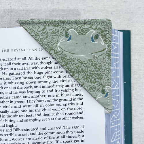 Peeking Frog Corner Bookmark