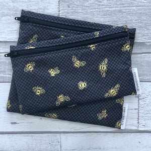 Charcoal Bee Reusable Snack Bag Set