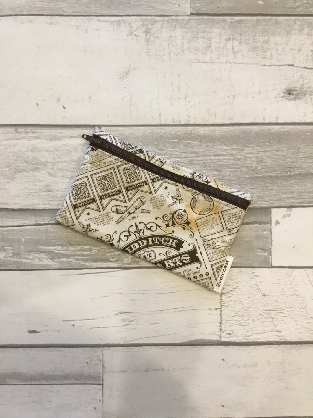 HP Newsprint Reusable Snack Bag