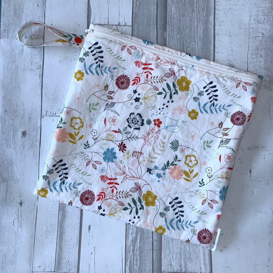 Wildflowers on Cream Medium Wet Bag