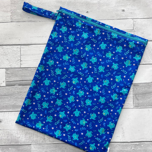 Sea Turtles Large Wet Bag